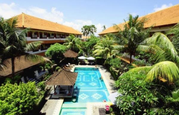 :      BAKUNG SARI RESORT AND SPA 3*  