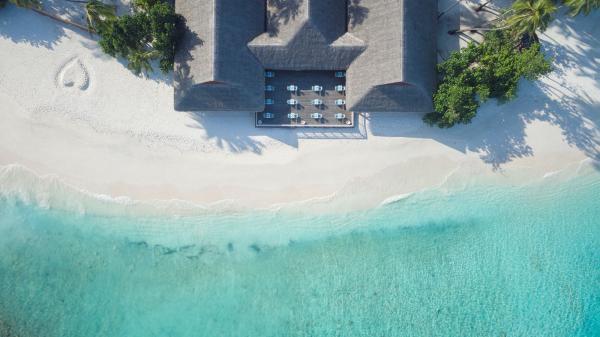 MALAHINI KUDA BANDOS RESORT 5* ,    (North Male Atoll)